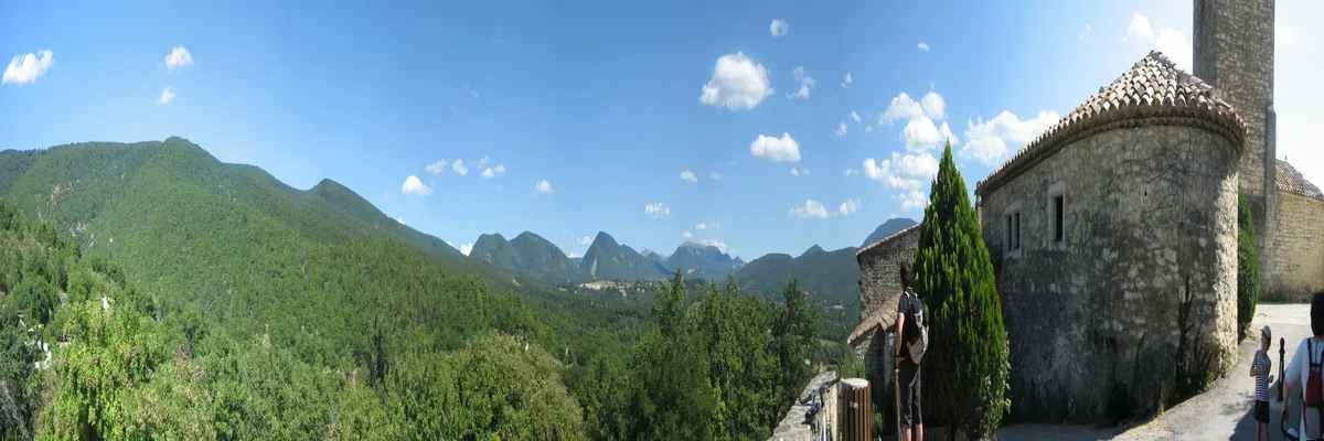 Image Monte escalier Le Poët-Laval