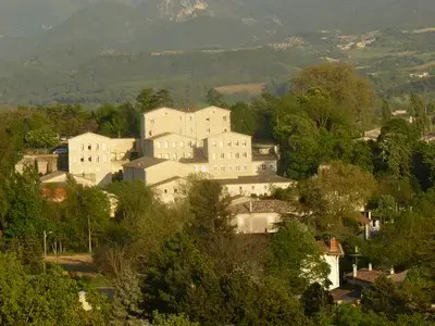 Monte Escalier 26 Monte escalier Mirabel-et-Blacons