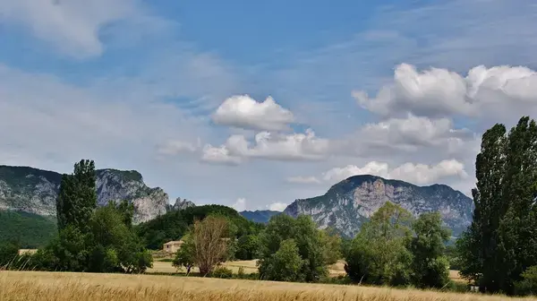 Monte Escalier 26 Monte escalier Soyans